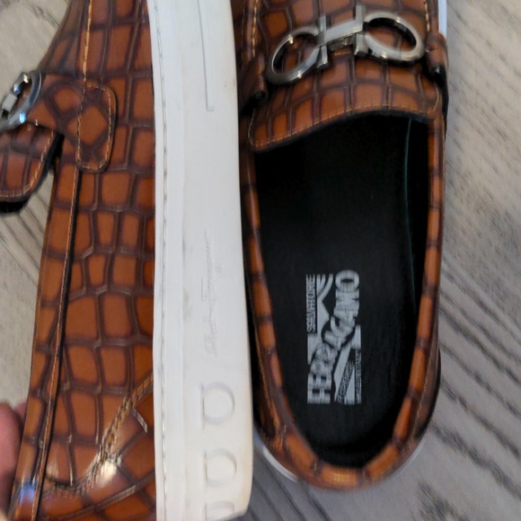 Salvatore Ferragamo leather sneakers - Picture 3 of 4